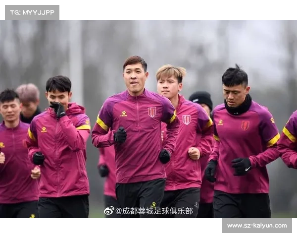 成都蓉城后防警报拉响 首轮大胜难掩防守转换时站位松散问题